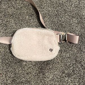 Lululemon Belt Bag Limited Edition